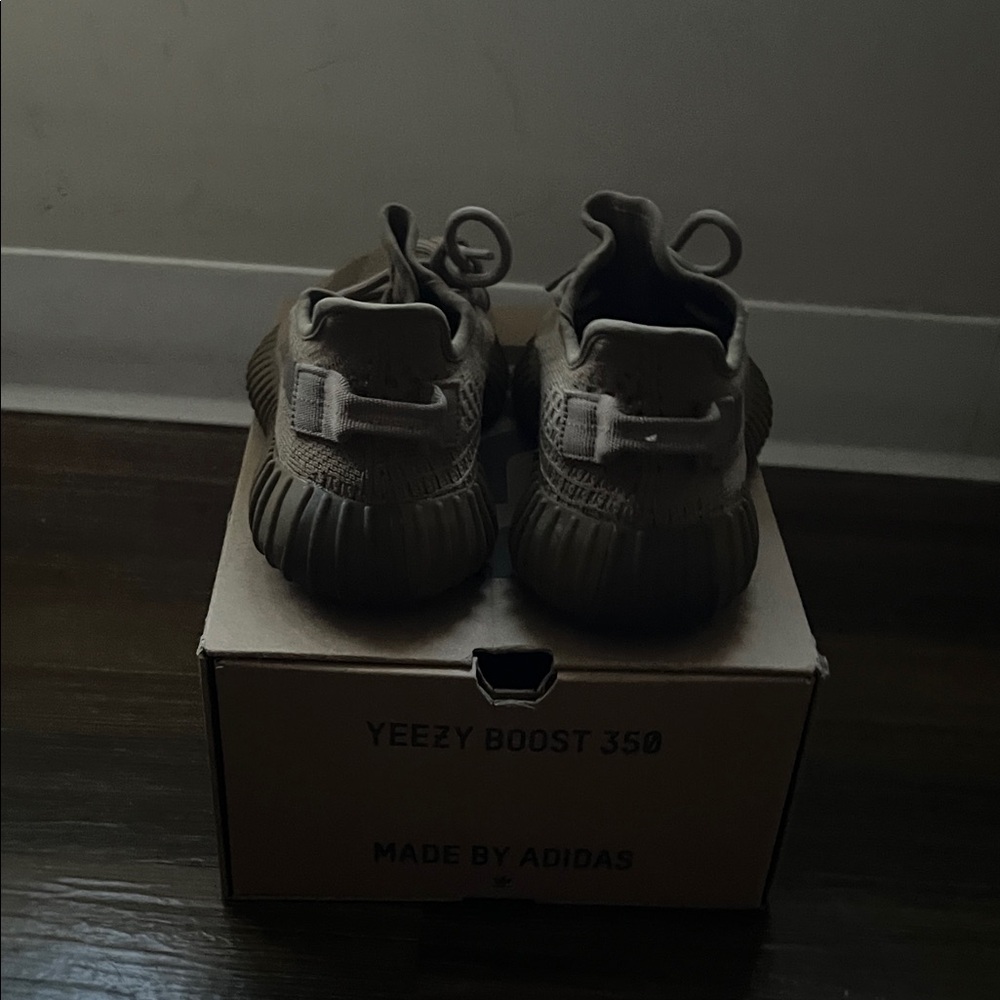 Adidas Yeezy Boost 350 Kids Sneakers - Brown